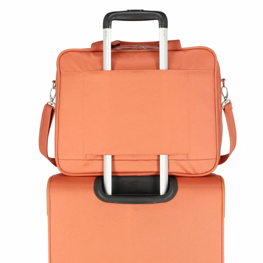 Travelite Miigo Bordtasche Safran 6 Travelite Miigo Bordtasche Safran – Bild 6